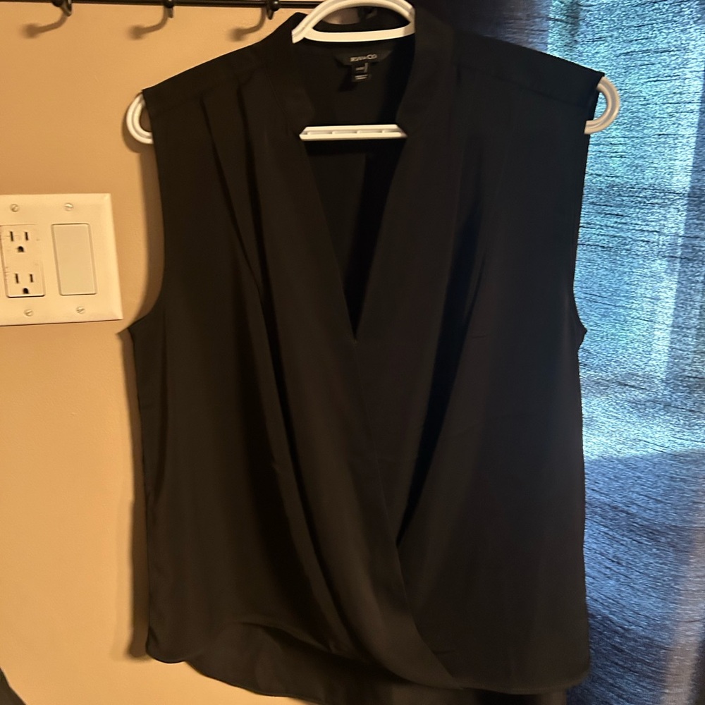 RW&CO. Black Draped Sleeveless Blouse